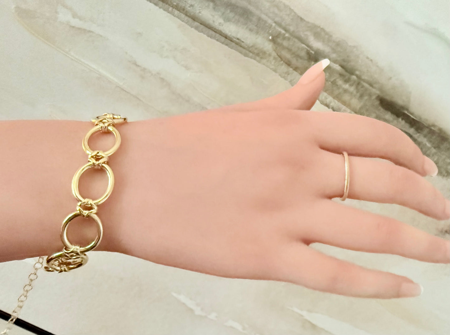 Oval Link Butterfly Connection Bracelet