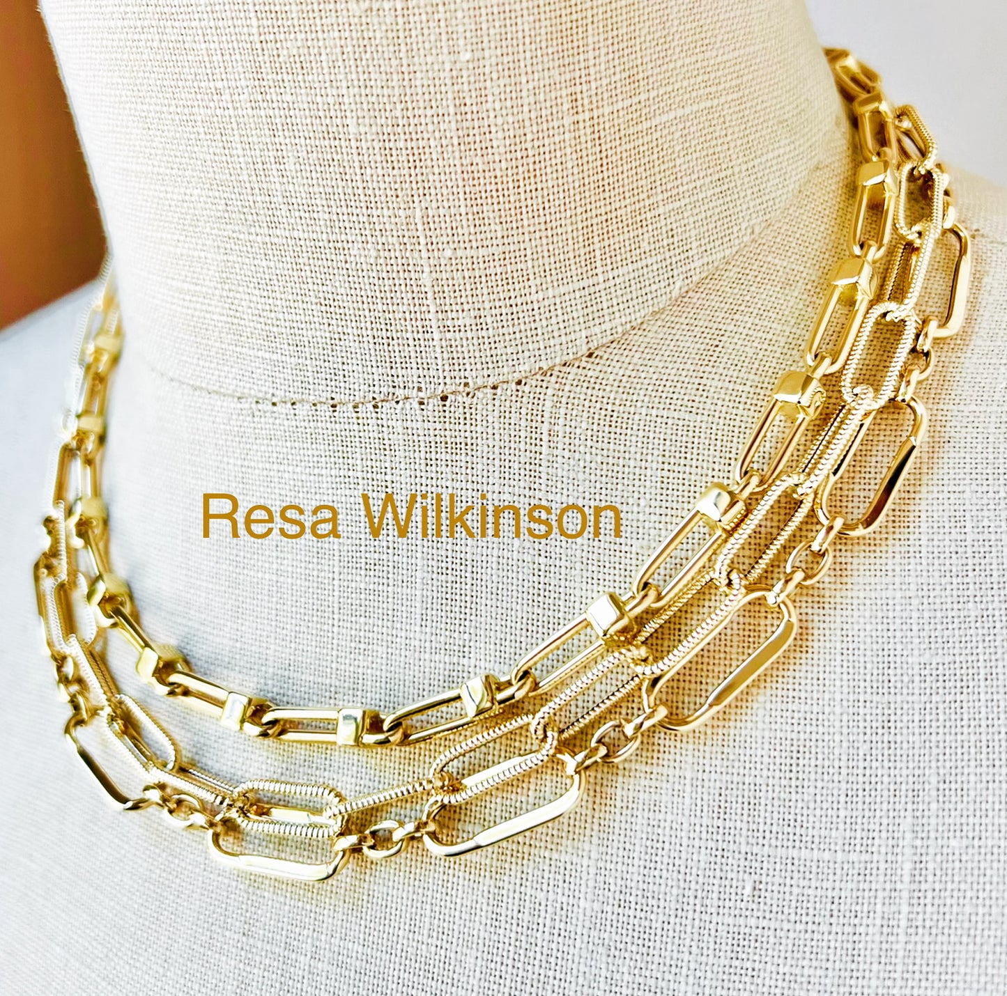 Gold Twist Rectangle Shape Necklace