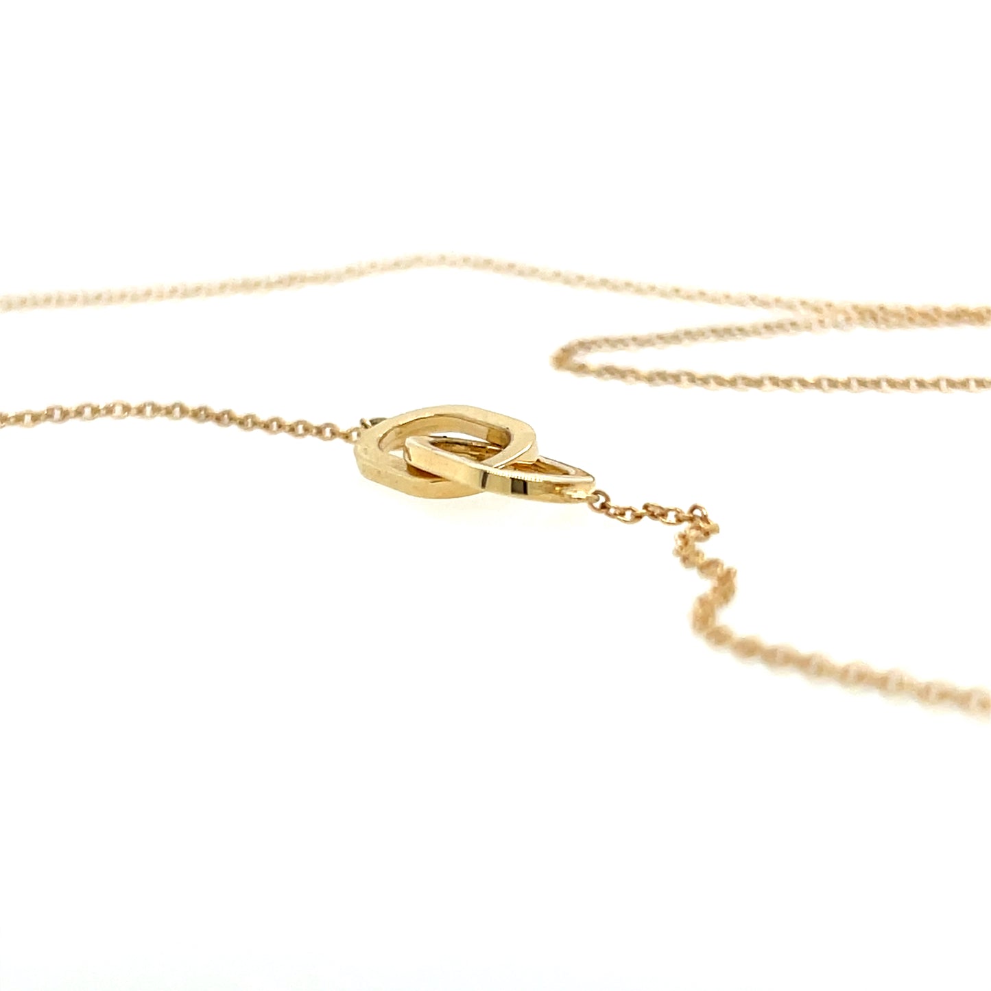 Oval Interlocking Gold Necklace