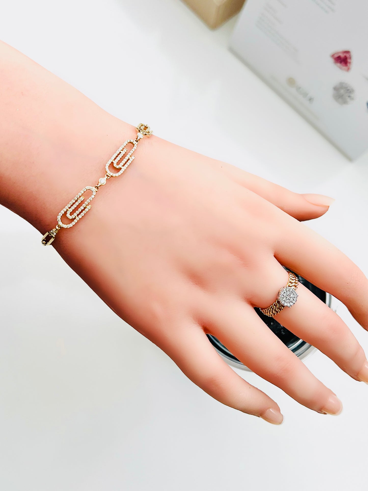 Diamond 0.92 Carat Weight Paper Clip Bracelet 14k