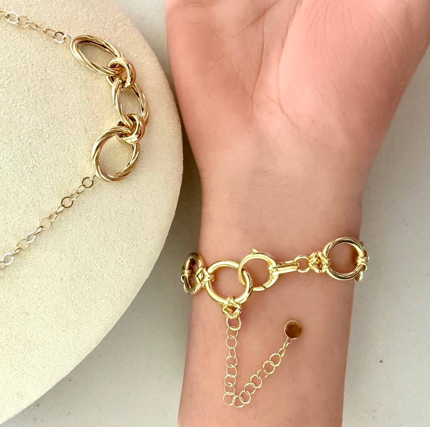 Oval Link Butterfly Connection Bracelet