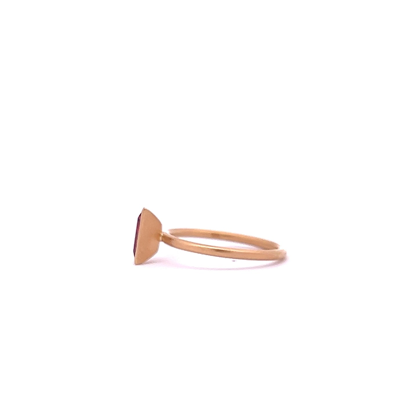Half Moon Red Spinel Ring 18k