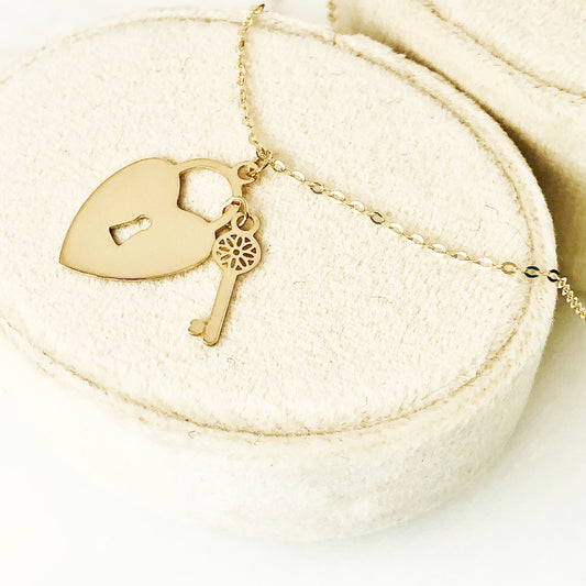 Key to Heart Necklace 14k Yellow Gold
